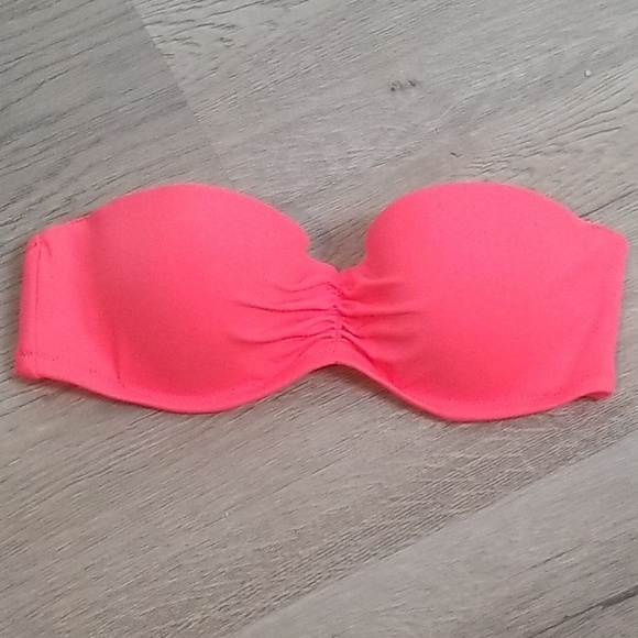 Victoria's Secret bright pink strapless bandeau swimsuit size 32C - Picture 1 of 3